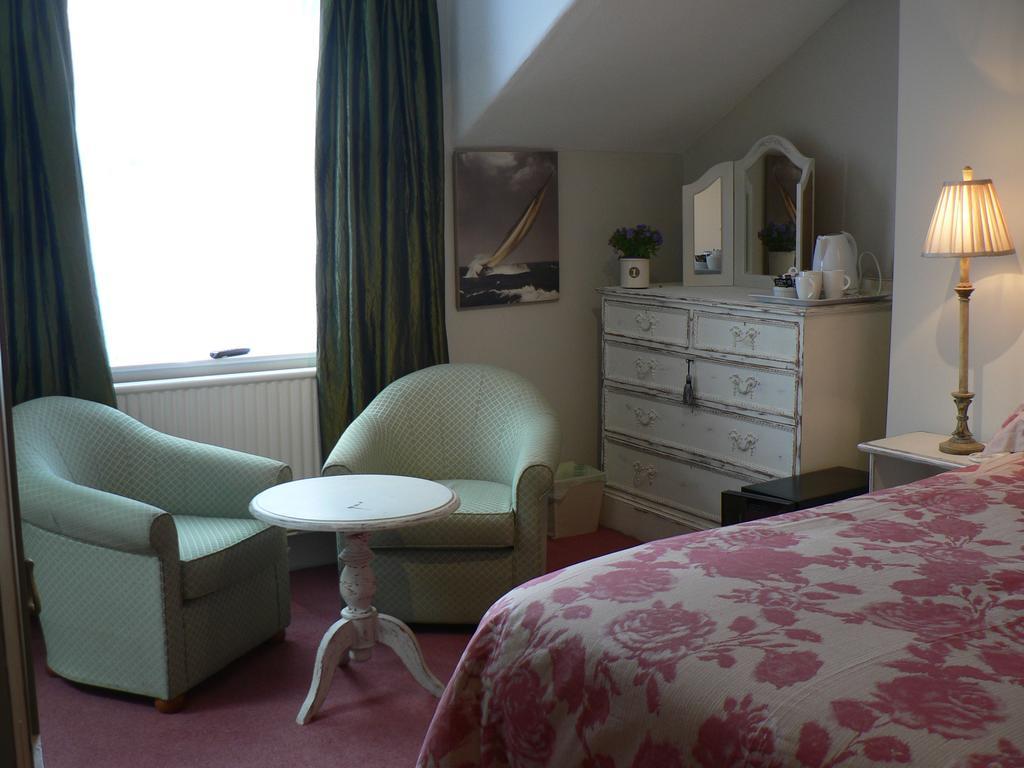16 Franklin Bijou Boutique Bed and Breakfast Harrogate Habitación foto